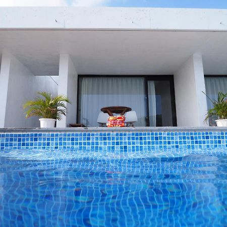 Blue Suites Hanamuro On The Beach Zamami Buitenkant foto